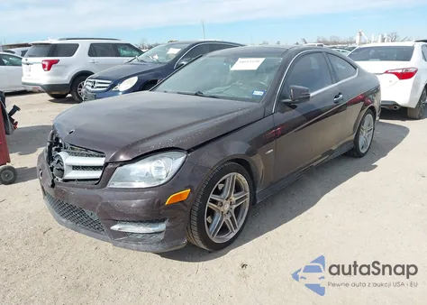 2012 Mercedes-Benz C 250 from USA, damaged, VIN WDDGJ4HBXCF879460